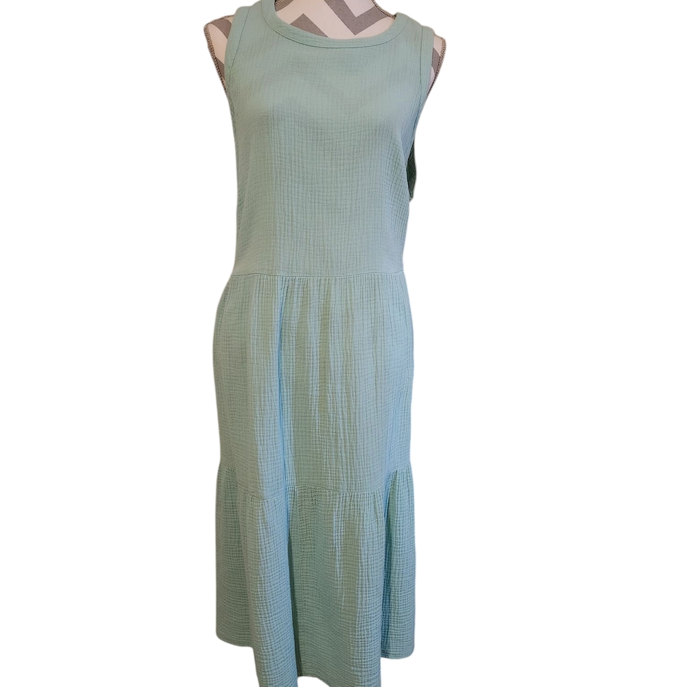 Ave and Viv Size 1x Sleeveless Light Green Dress With Pockets